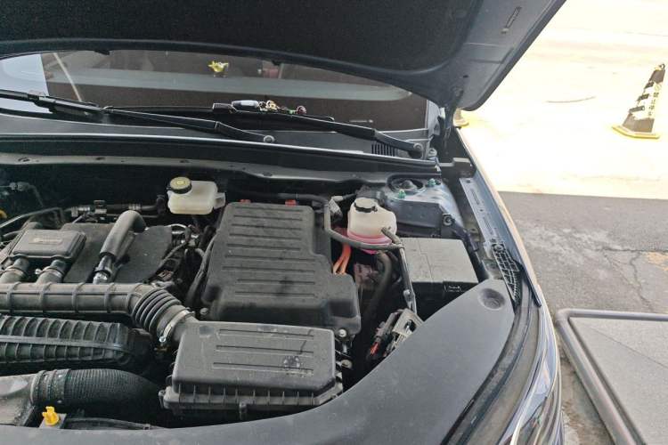 Used BYD Seal 05 DM-i 2025 DM-i Smart Drive 55KM Luxury Model Engine Bay Left