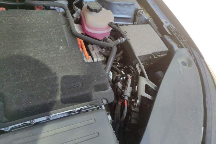 Used BYD Seal 05 DM-i 2025 DM-i Smart Drive 55KM Luxury Model Engine Bay Left