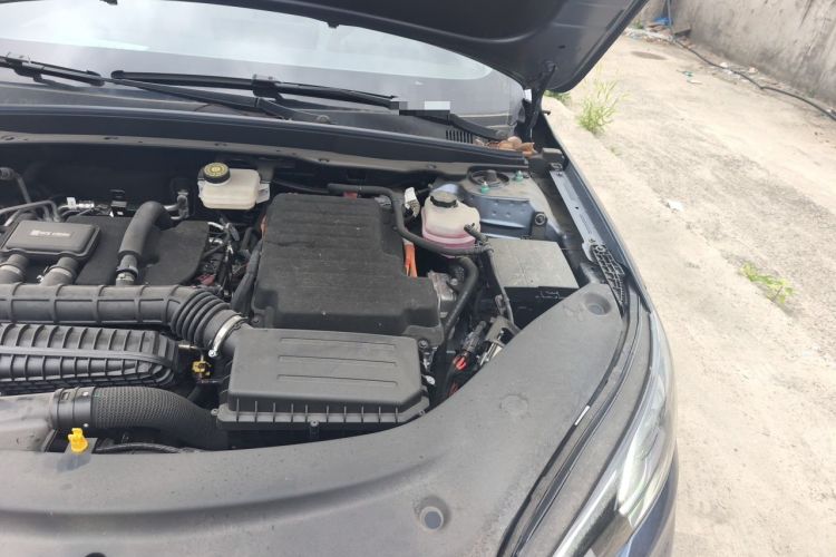 Used BYD Seal 05 DM-i 2025 DM-i Intelligent Drive 120KM Flagship Model Engine Bay Left