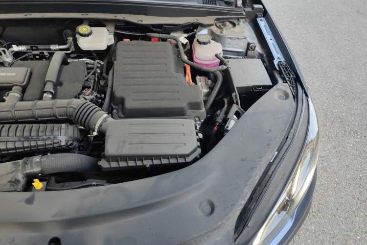 Used BYD Seal 05 DM-i 2025 DM-i Intelligent Drive 120KM Flagship Model Engine Bay Left