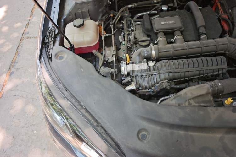 Used BYD Seal 05 DM-i 2025 DM-i Smart Drive 55KM Luxury Model Engine Bay Right