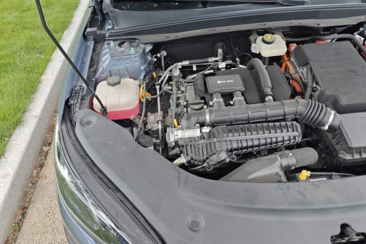 Used BYD Seal 05 DM-i 2025 DM-i Smart Drive 55KM Luxury Model Engine Bay Right