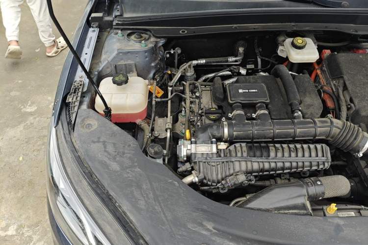 Used BYD Seal 05 DM-i 2025 DM-i Smart Drive 55KM Luxury Model Engine Bay Right