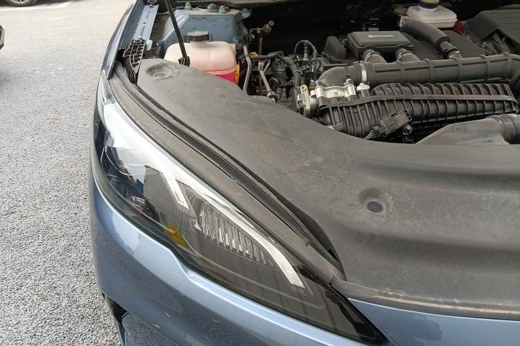 Used BYD Seal 05 DM-i 2025 DM-i Smart Drive 55KM Luxury Model Engine Bay Right