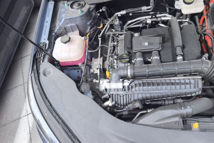 Used BYD Seal 05 DM-i 2025 DM-i Smart Drive 55KM Luxury Model Engine Bay Right