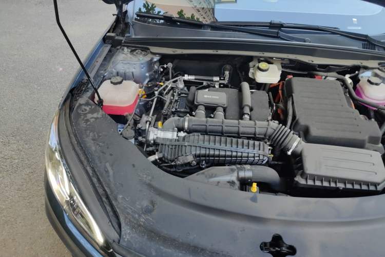 Used BYD Seal 05 DM-i 2025 DM-i Intelligent Drive 120KM Flagship Model Engine Bay Right