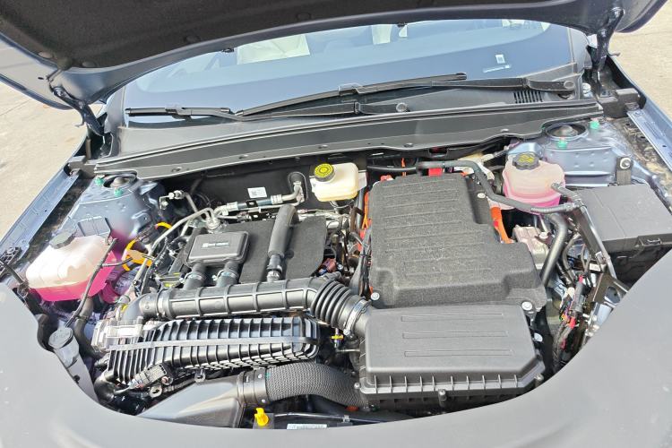 Used BYD Seal 05 DM-i 2025 DM-i Smart Drive 55KM Luxury Model Engine Bay