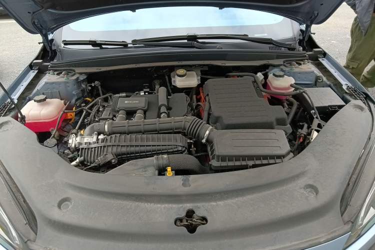 Used BYD Seal 05 DM-i 2025 DM-i Smart Drive 55KM Luxury Model Engine Bay