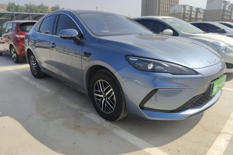 Used BYD Seal 05 DM-i 2025 DM-i Intelligent Drive 120KM Flagship Model Exterior 1
