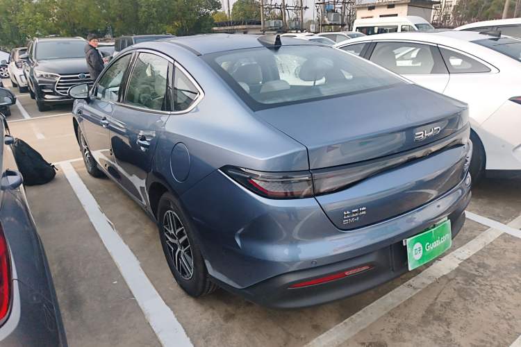Used BYD Seal 05 DM-i 2025 DM-i Intelligent Drive 120KM Flagship Model Exterior 2