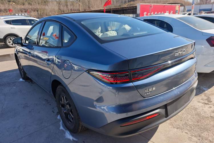 Used BYD Seal 05 DM-i 2025 DM-i Smart Drive 55KM Luxury Model Exterior 2