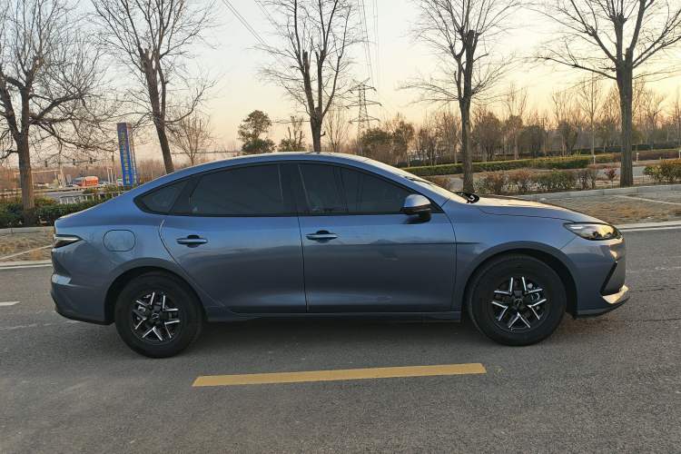 Used BYD Seal 05 DM-i 2025 DM-i Smart Drive 55KM Luxury Model Exterior 3