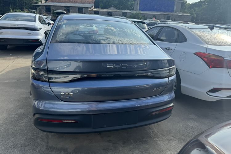 Used BYD Seal 05 DM-i 2025 DM-i Smart Drive 55KM Luxury Model Exterior 4