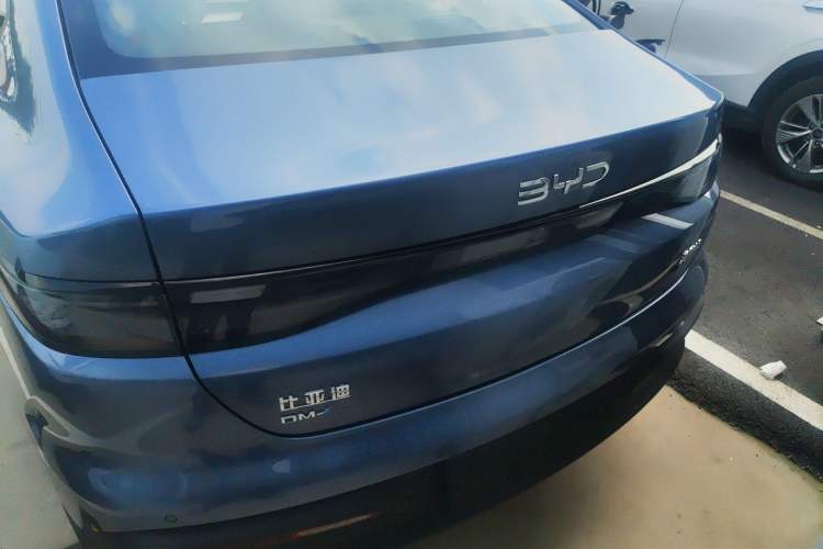 Used BYD Seal 05 DM-i 2025 DM-i Smart Drive 55KM Luxury Model Exterior 4
