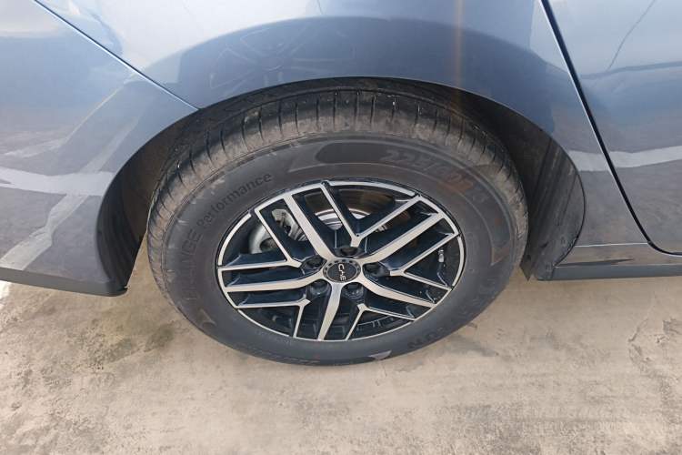 Used BYD Seal 05 DM-i 2025 DM-i Intelligent Drive 120KM Flagship Model Exterior 5