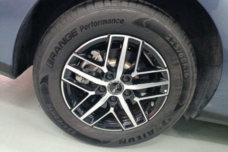 Used BYD Seal 05 DM-i 2025 DM-i Intelligent Drive 120KM Flagship Model Exterior 8