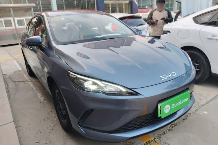 Used BYD Seal 05 DM-i 2025 DM-i Smart Drive 55KM Luxury Model Front Right 45 Deg