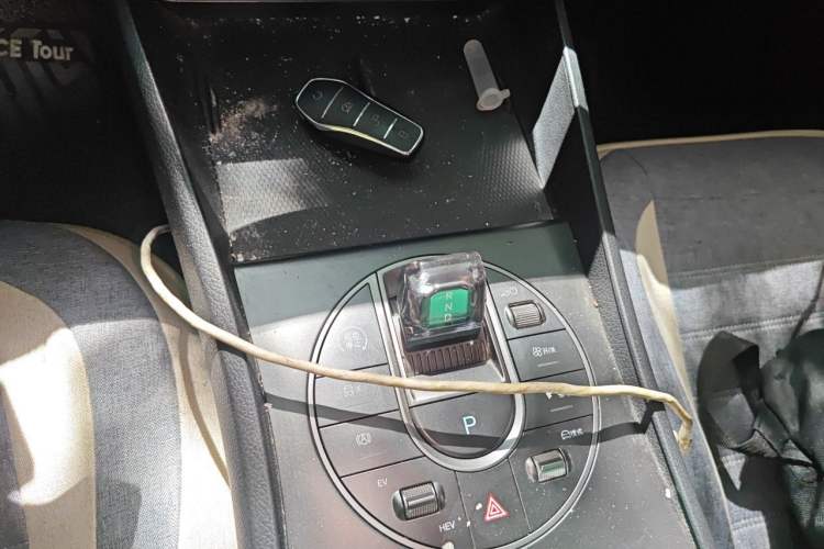 Used BYD Seal 05 DM-i 2025 DM-i Smart Drive 55KM Luxury Model Gear Lever