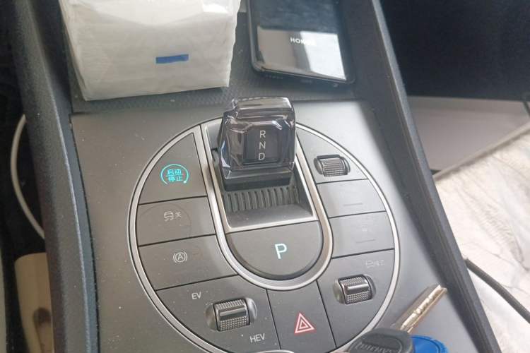 Used BYD Seal 05 DM-i 2025 DM-i Smart Drive 55KM Luxury Model Gear Lever