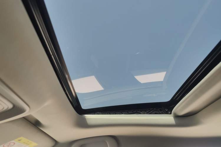 Used BYD Seal 05 DM-i 2025 DM-i Intelligent Drive 120KM Flagship Model Headliner