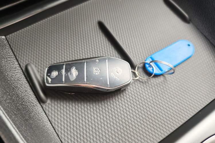 Used BYD Seal 05 DM-i 2025 DM-i Intelligent Drive 120KM Flagship Model Interior 1