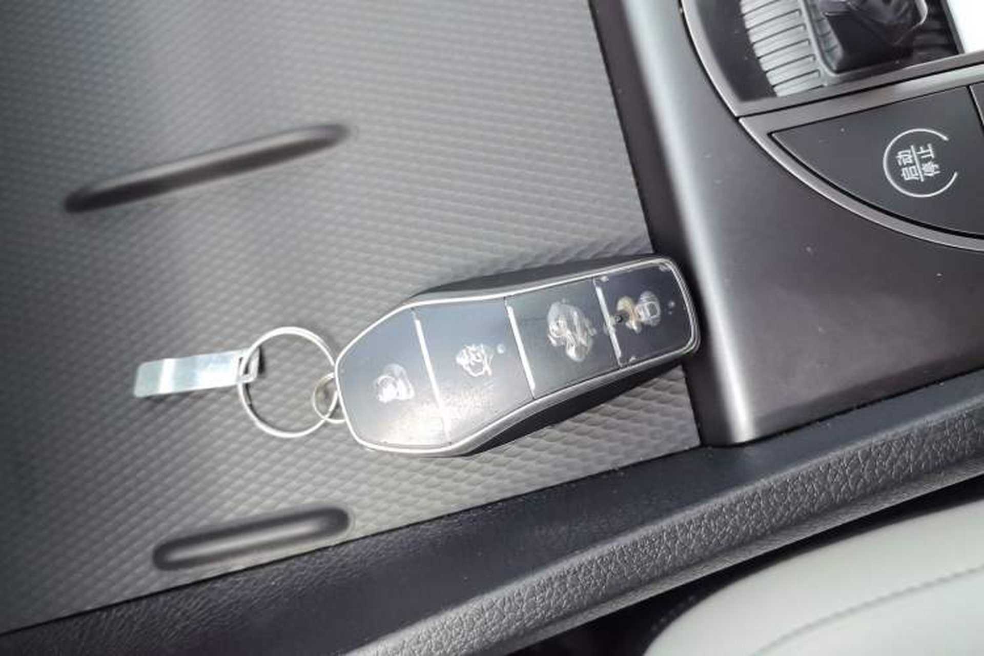Used BYD Seal 05 DM-i 2025 DM-i Intelligent Drive 120KM Flagship Model Interior 1
