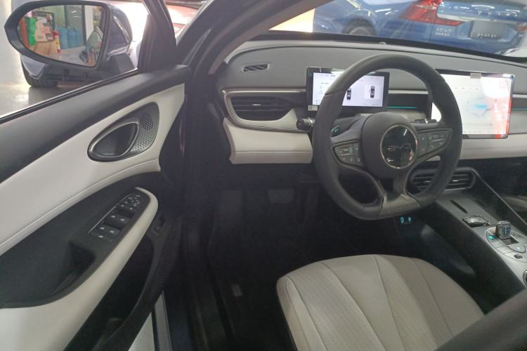 Used BYD Seal 05 DM-i 2025 DM-i Intelligent Drive 120KM Flagship Model Interior 3