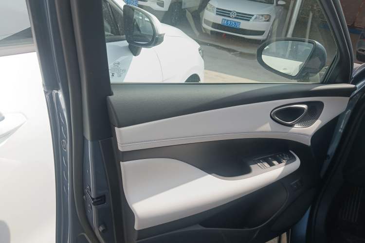 Used BYD Seal 05 DM-i 2025 DM-i Smart Drive 55KM Luxury Model Left Front Door Interior