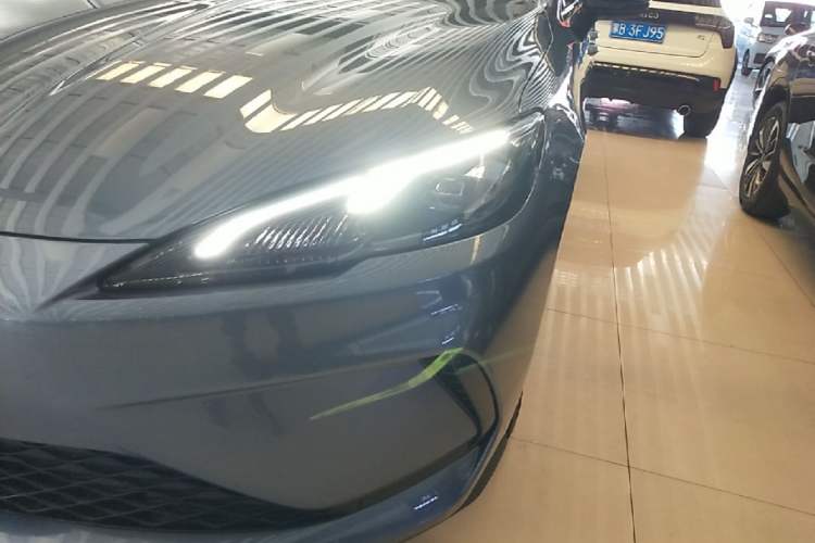 Used BYD Seal 05 DM-i 2025 DM-i Smart Drive 55KM Luxury Model Left Front Headlight