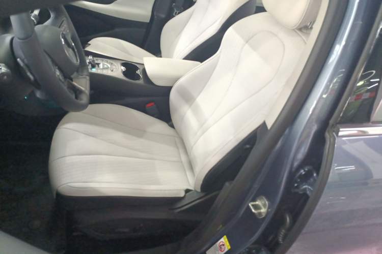 Used BYD Seal 05 DM-i 2025 DM-i Intelligent Drive 120KM Flagship Model Left Front Seat