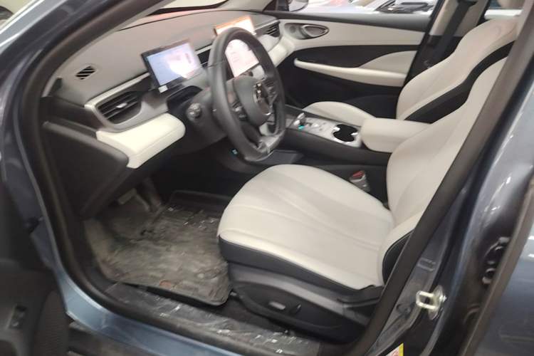 Used BYD Seal 05 DM-i 2025 DM-i Intelligent Drive 120KM Flagship Model Left Front Seat