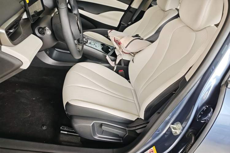 Used BYD Seal 05 DM-i 2025 DM-i Smart Drive 55KM Luxury Model Left Front Seat