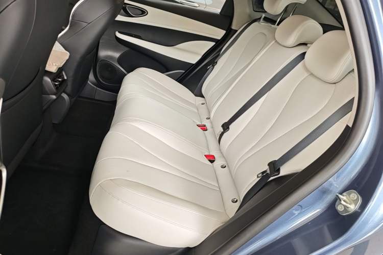 Used BYD Seal 05 DM-i 2025 DM-i Smart Drive 55KM Luxury Model Left Rear Seat