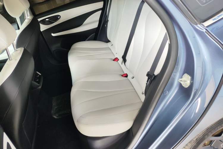 Used BYD Seal 05 DM-i 2025 DM-i Smart Drive 55KM Luxury Model Left Rear Seat