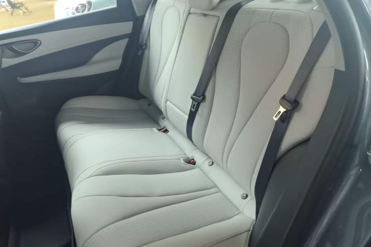 Used BYD Seal 05 DM-i 2025 DM-i Intelligent Drive 120KM Flagship Model Left Rear Seat