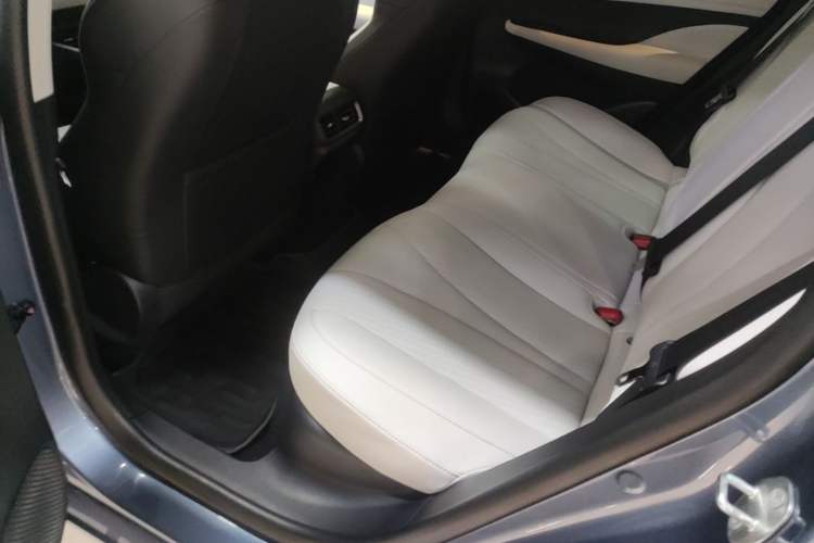 Used BYD Seal 05 DM-i 2025 DM-i Intelligent Drive 120KM Flagship Model Left Rear Seat