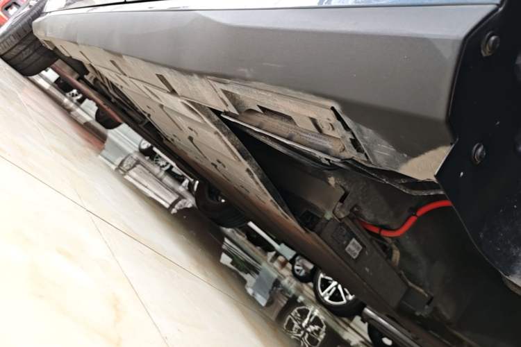 Used BYD Seal 05 DM-i 2025 DM-i Smart Drive 55KM Luxury Model Left Side Sill