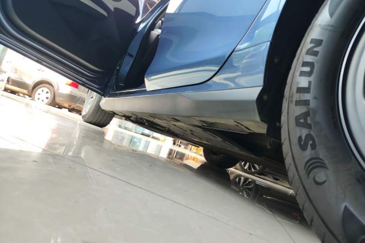 Used BYD Seal 05 DM-i 2025 DM-i Smart Drive 55KM Luxury Model Left Side Sill