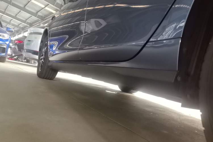 Used BYD Seal 05 DM-i 2025 DM-i Intelligent Drive 120KM Flagship Model Left Side Sill