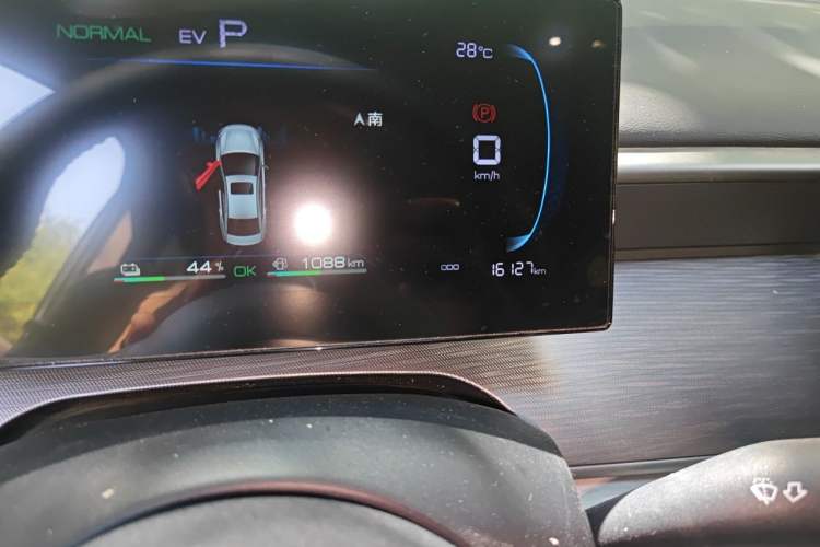 Used BYD Seal 05 DM-i 2025 DM-i Smart Drive 55KM Luxury Model Odometer Close Up
