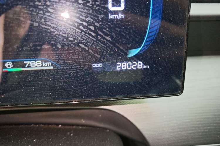 Used BYD Seal 05 DM-i 2025 DM-i Smart Drive 55KM Luxury Model Odometer Close Up