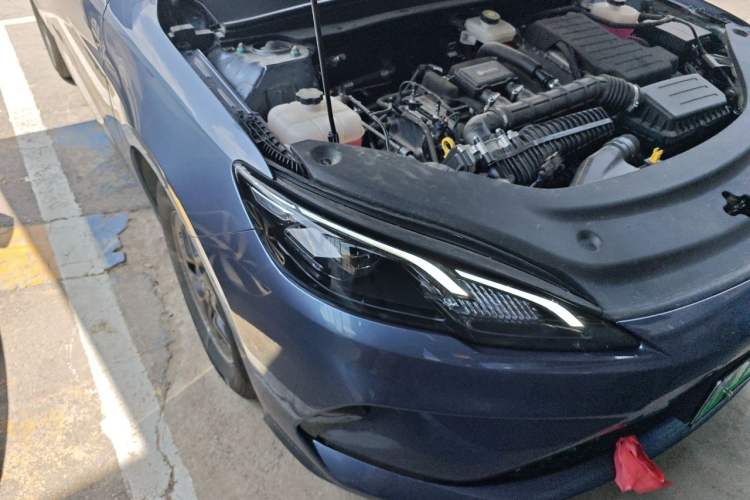 Used BYD Seal 05 DM-i 2025 DM-i Smart Drive 55KM Luxury Model Right Front Headlight