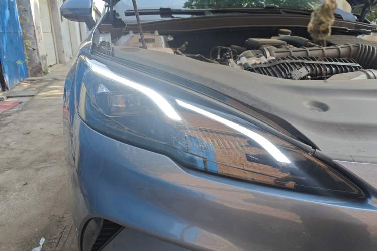 Used BYD Seal 05 DM-i 2025 DM-i Smart Drive 55KM Luxury Model Right Front Headlight