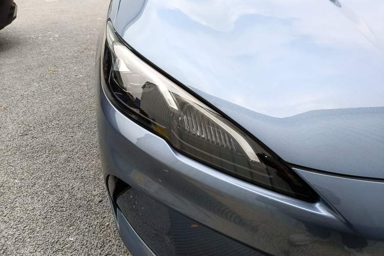 Used BYD Seal 05 DM-i 2025 DM-i Smart Drive 55KM Luxury Model Right Front Headlight