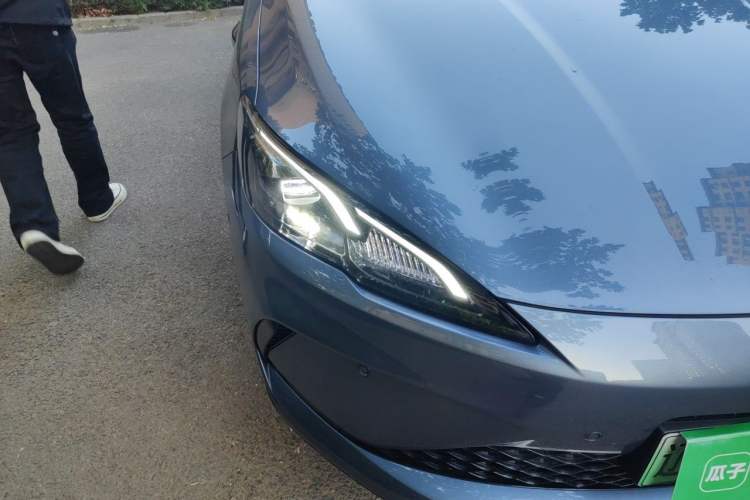 Used BYD Seal 05 DM-i 2025 DM-i Intelligent Drive 120KM Flagship Model Right Front Headlight