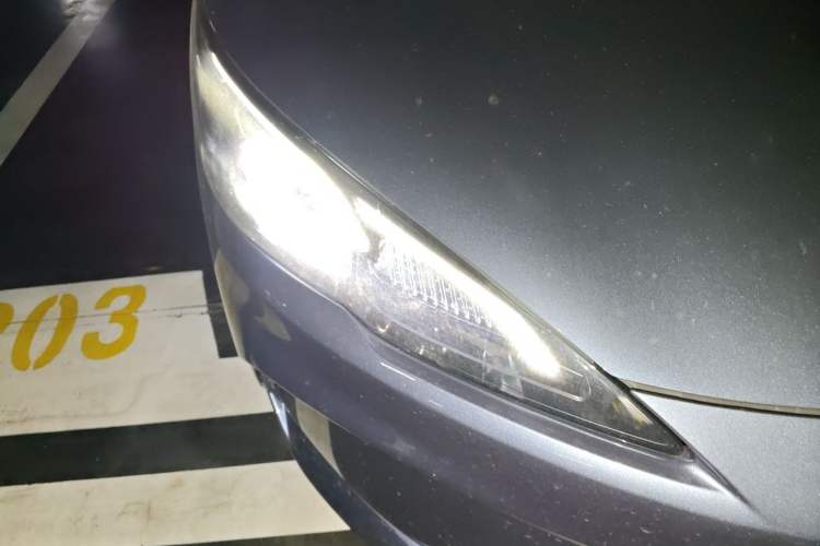Used BYD Seal 05 DM-i 2025 DM-i Smart Drive 55KM Luxury Model Right Front Headlight