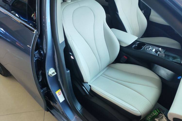 Used BYD Seal 05 DM-i 2025 DM-i Smart Drive 55KM Luxury Model Right Front Seat