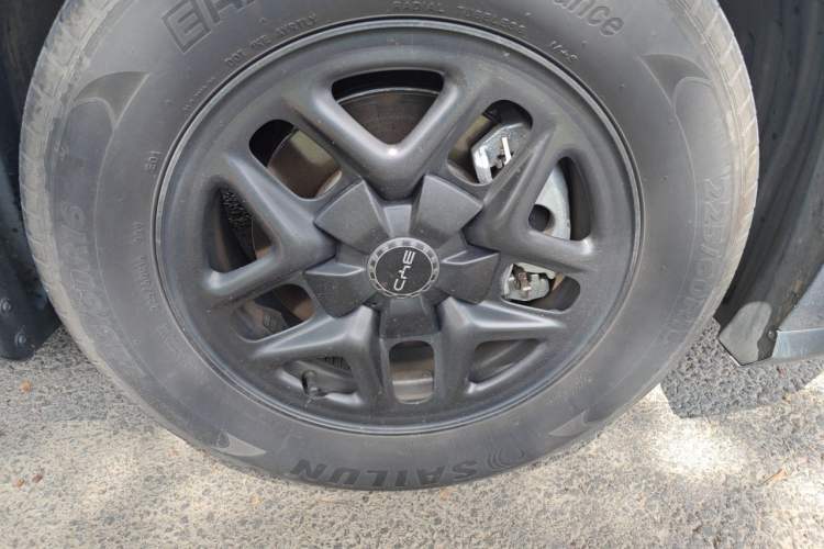 Used BYD Seal 05 DM-i 2025 DM-i Smart Drive 55KM Luxury Model Right Front Wheel Hub
