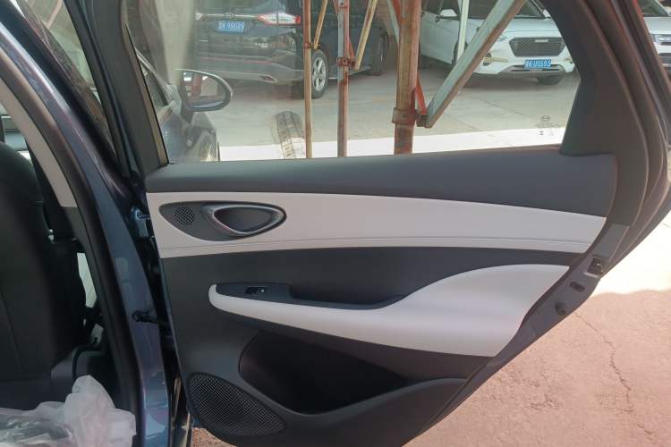 Used BYD Seal 05 DM-i 2025 DM-i Smart Drive 55KM Luxury Model Right Rear Door Interior