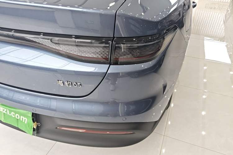 Used BYD Seal 05 DM-i 2025 DM-i Smart Drive 55KM Luxury Model Right Rear Taillight